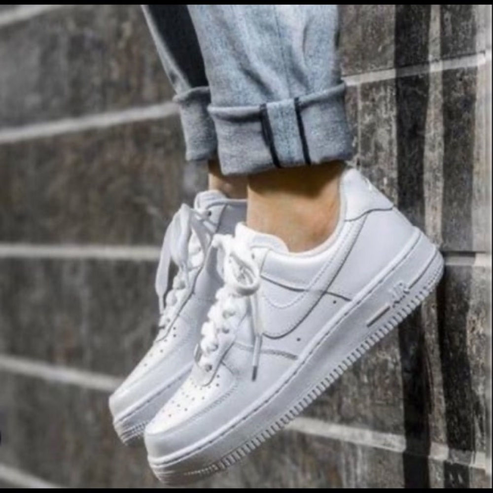 NIKE Air Force 1 Women White Leather Shoes | 8.5